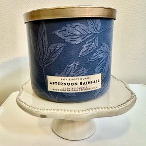 Brand new - Bath & Body Works 3-Wick candle